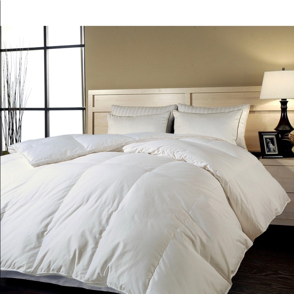 - royal luxe Goose Feather and Down Comforter